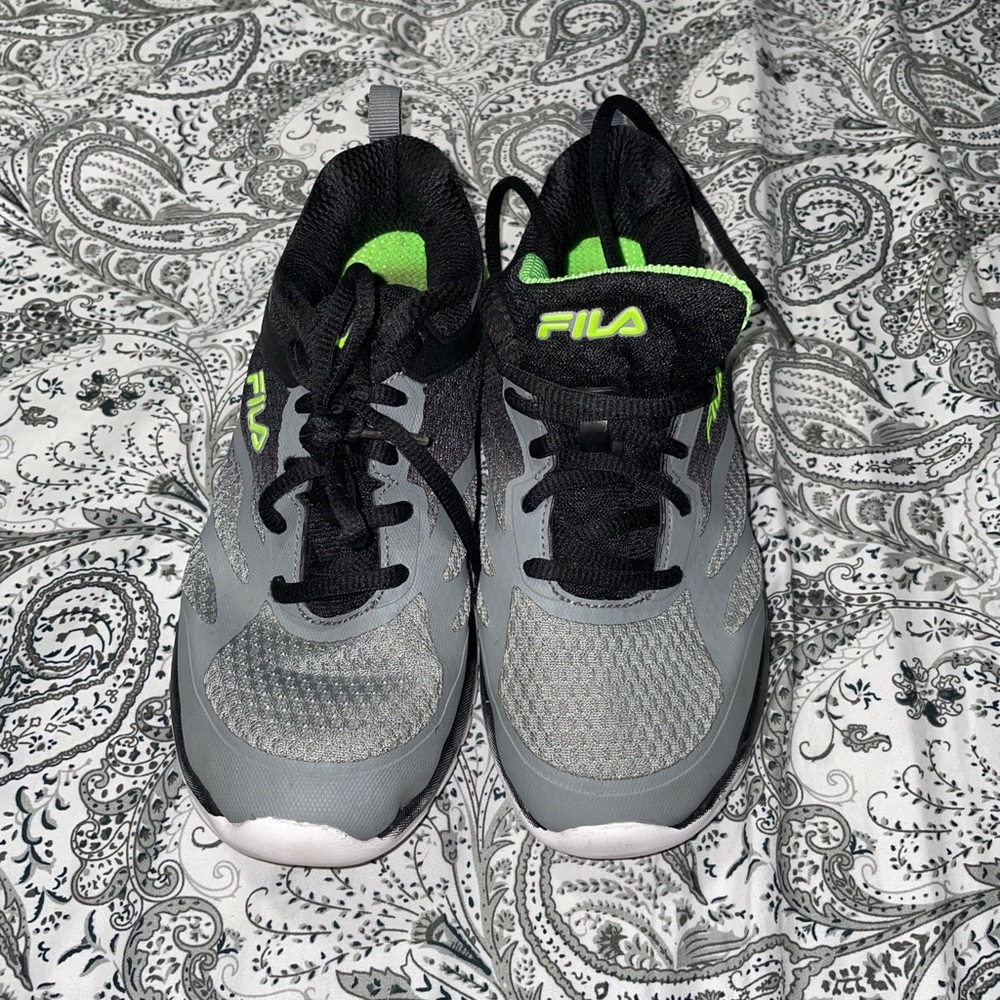 Fila Boys Memory Galaxia 3 3RM01633-056 Gray Running Shoes Sneakers Size 2.5